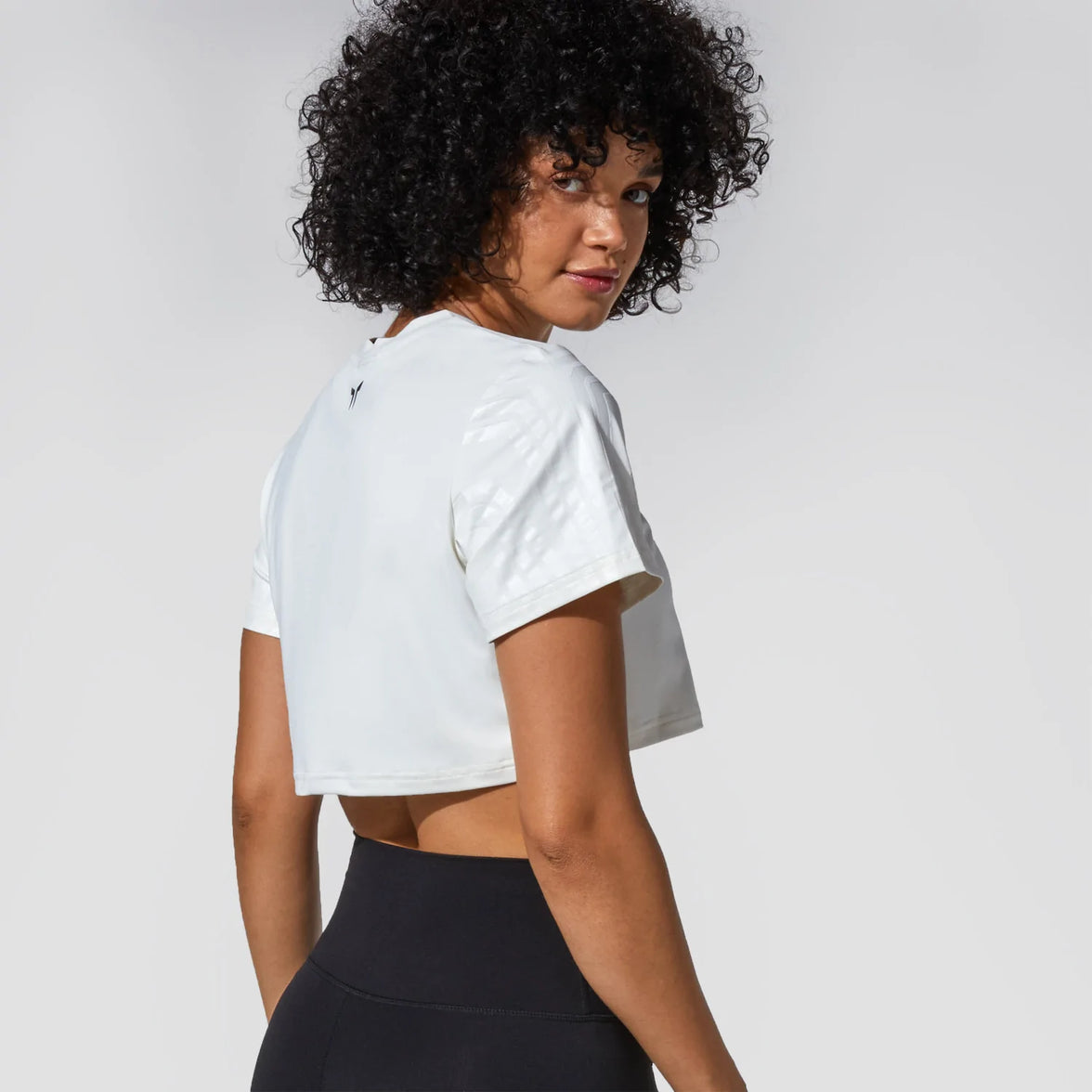 Graphic Wave Eyes Crop Top