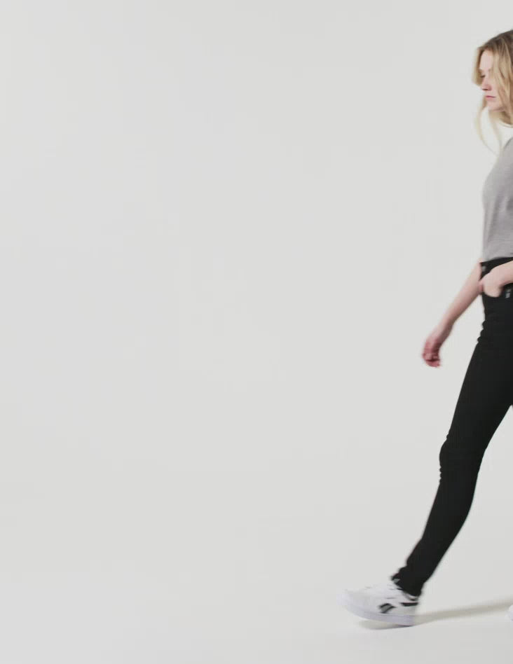Women's Skinny-Fit Jeans v1.0