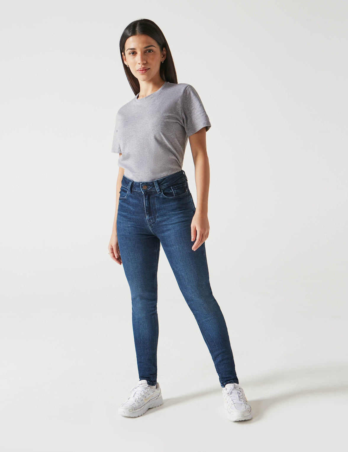 Women's Skinny-Fit Jeans v1.0