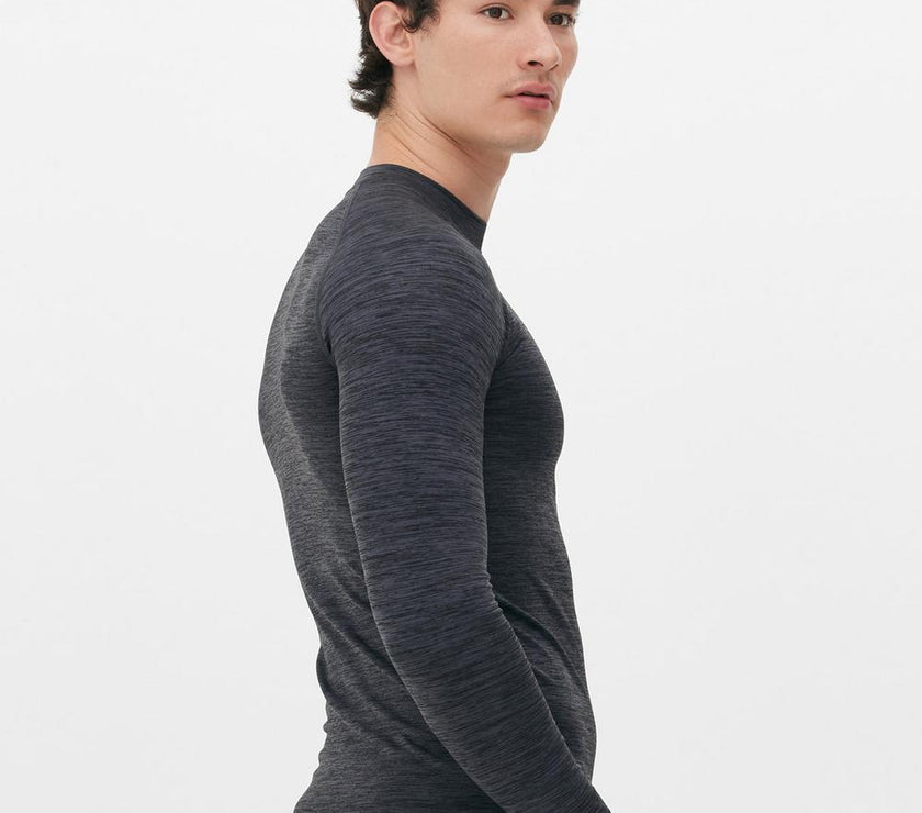 Long-Sleeved Performance Baselayer Top